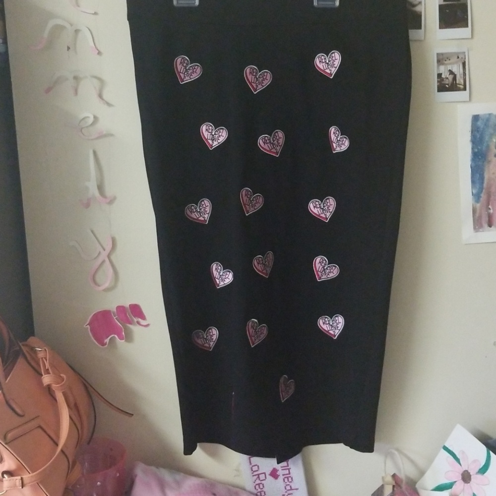 Black pencil skirt